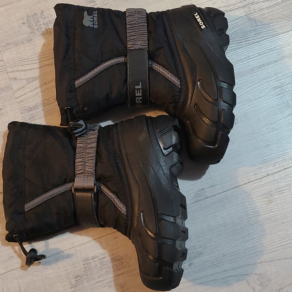Size 12 Youth) Sorel Flurry Winter Boots